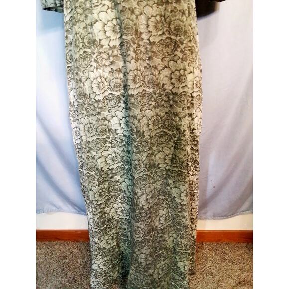 Argon green maxi dress. - Picture 6 of 8